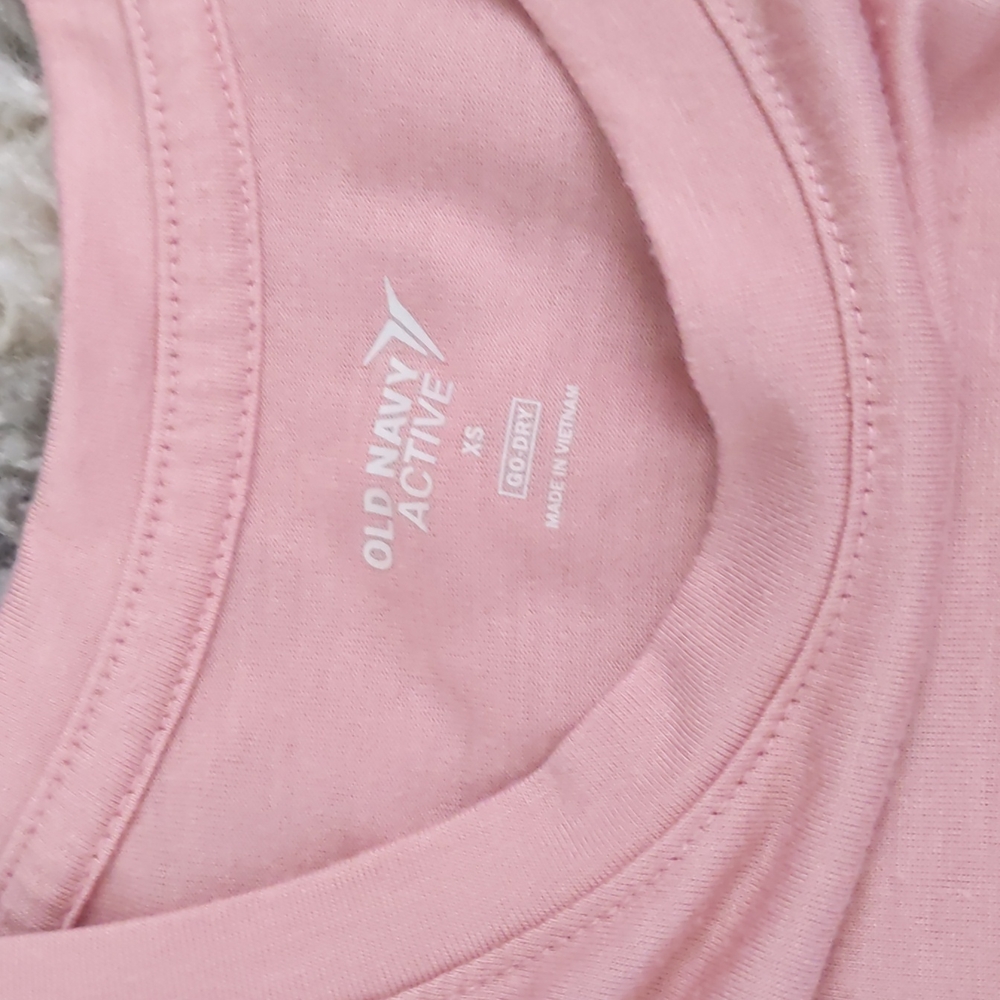 Old Navy Active - Picture 2 of 2